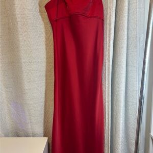 Elegant Red Strapless Dress